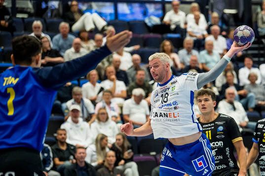 Ystad IFs Niclas Ekberg och HF Karlskronas Uros Tomic