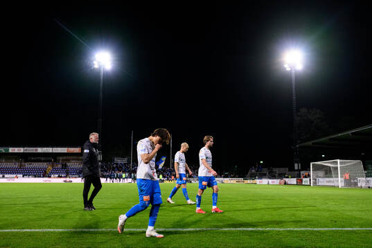 Värnamos tränare Arne Sandstø, Kai Meriluoto, Victor