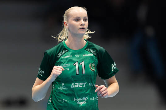 Önnereds Alma Jönsson jublar