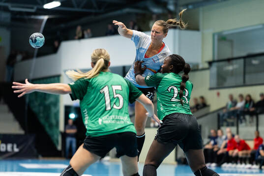 H65 Höörs Cassandra Tollbring mot Önnereds Ketsia