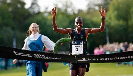 Vinnare Lidingöloppet Män 30 km William Nyarondia Morwabe