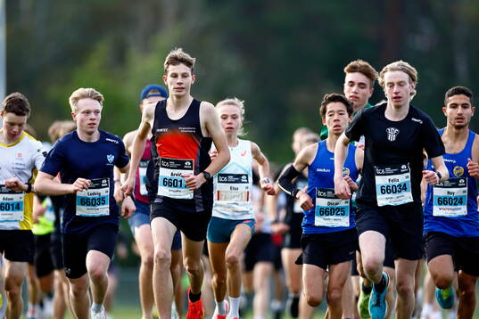 Starten med Arvid Algers Omholt tvåa i klassen P19
