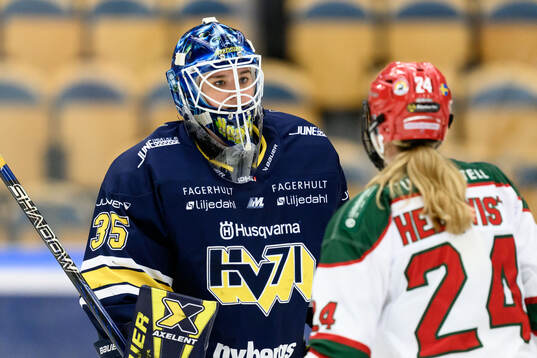 HV71s målvakt Stephanie Neatby