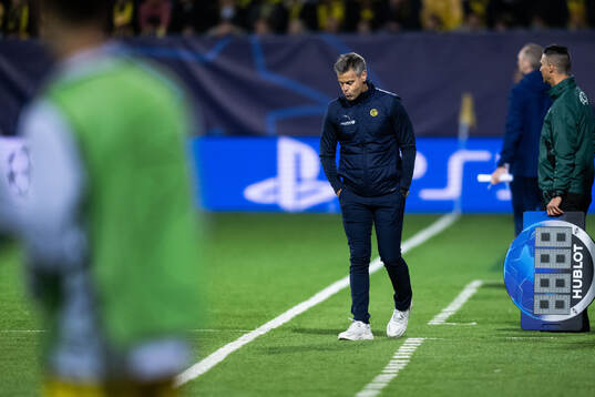 Head coach Kjetil Knutsen of Bodø/Glimt looks dejected