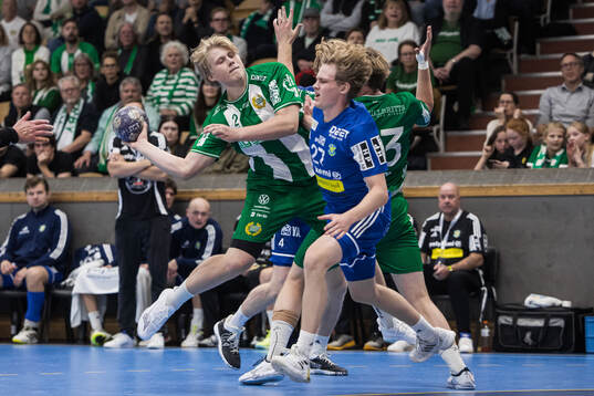 Hammarbys Oskar Ståhl och Ystad IFs Vilmer Feldt