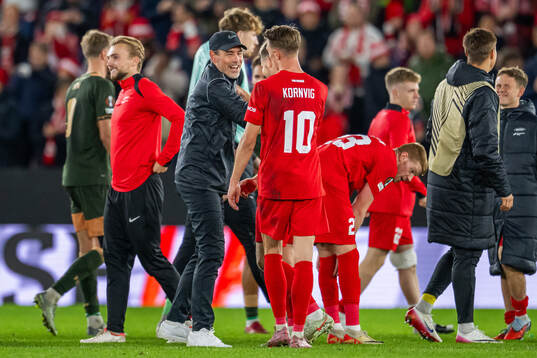 Freyr Alexandersson, head coach of Brann, celebrates with