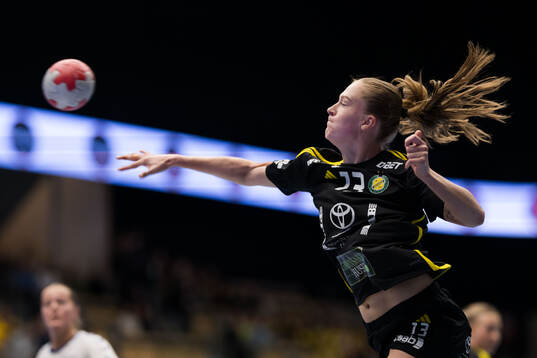 Bläddra bland fler bilder av Handboll, Handbollsligan dam, Sävehof - Aranäs