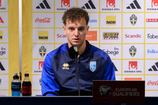 Fisnik Asllani