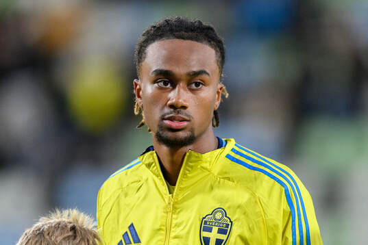 Jonah Kusi-Asare of Sweden at lineup