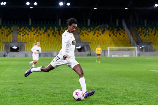 Faith Chinzimu of Häcken