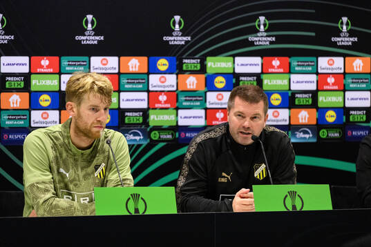 Filip Helander and coach Jens Gustafsson
