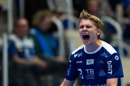 Alingsås Benjamin Helander jublar