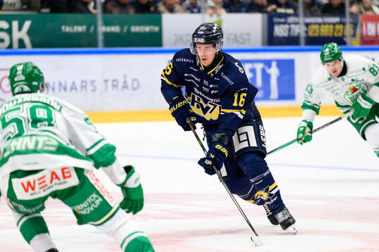 HV71s Linus Lindström
