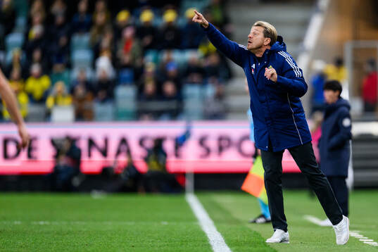 Head coach Tony Gustavsson of Sweden
