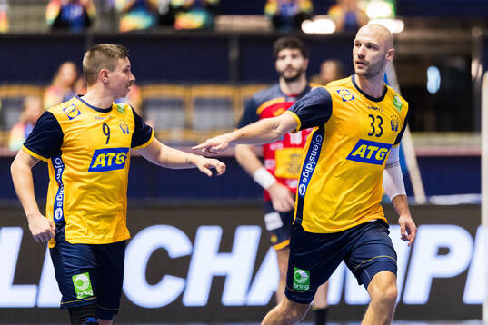 Jerry Tollbring and Lukas Sandell of Sweden celebrate