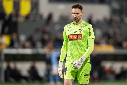 Häckens målvakt Etrit Berisha