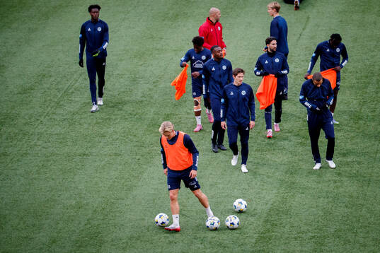 Utsiktens spelare värmer upp