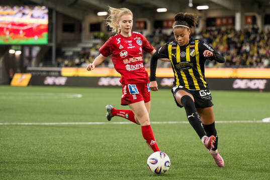 Linköpings Malin Johnsen Brenn och Häckens Felicia