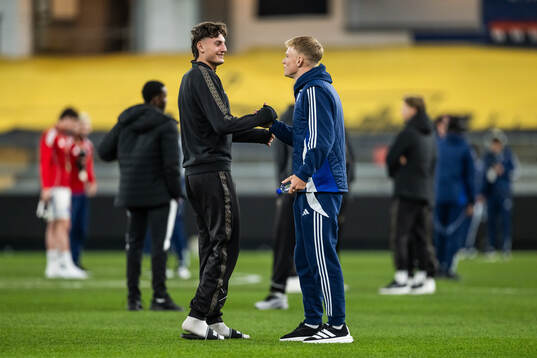 Silas Andersen of Häcken and Lucas Høgsberg of Strasbourg