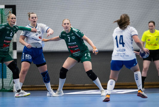 Skurus Ellen Voutilainen och Hanna Lundvall och Aranäs