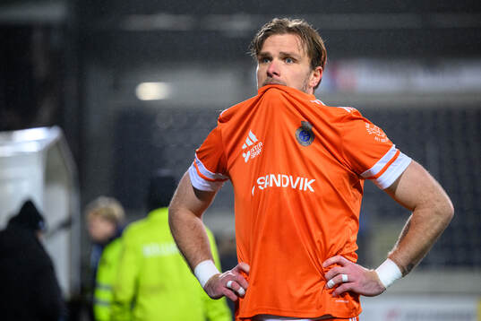 Gefles målvakt Tobias Johansson deppar