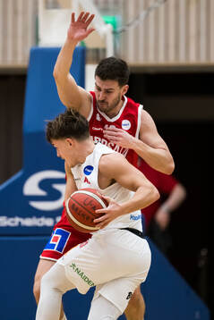 Umeås Isac Åhnstrand och Uppsalas Niklas Larsson
