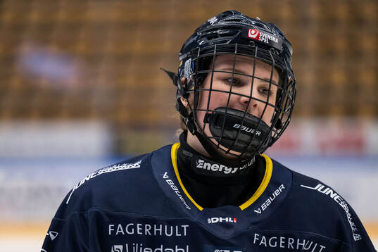 HV71s Teghan Inglis