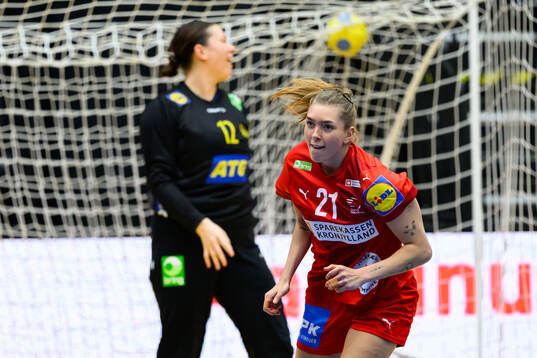 Andrea Ulrikka Aagot Hansen of Denmark celebrates