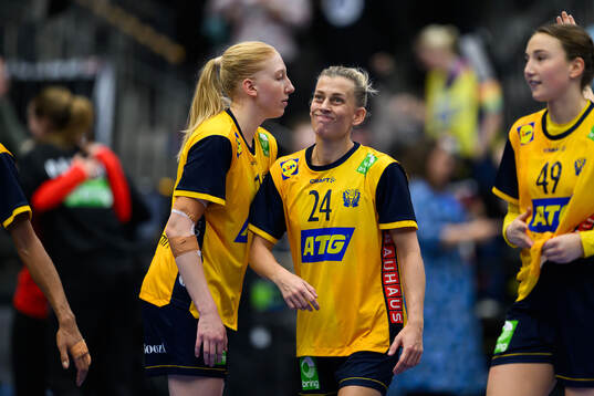 Bläddra bland fler bilder av Handball, International friendly, Sweden - Denmark