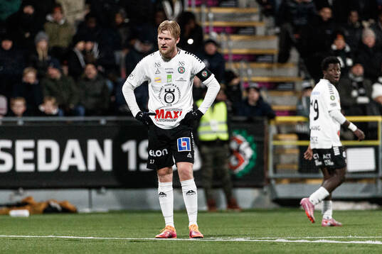 Örebros Karl Holmberg deppar