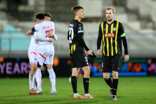 Adrian Svanbäck and Simon Gustafson of Häcken look deleted