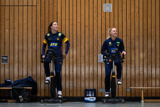 Anna Lagerquist and Mathilda Lundström of the Swedish
