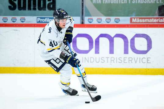 HV71s Oskar Stål-Lyrenäs