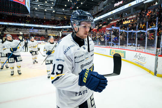 HV71s Niklas Hansson deppar