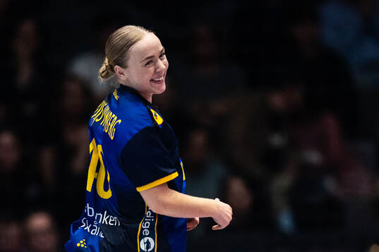 Vilma Matthijs Holmberg of Sweden celebrates