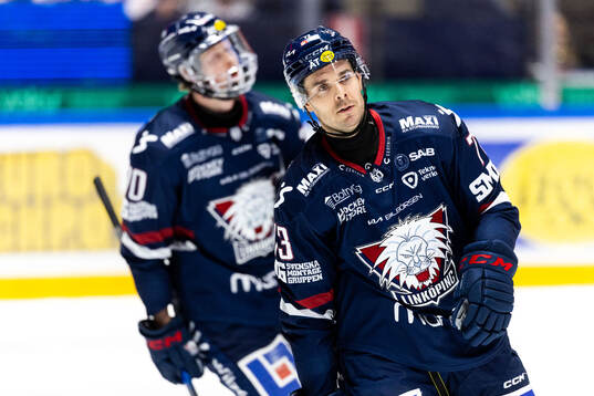 Linköpings Nicholas Shore jublar