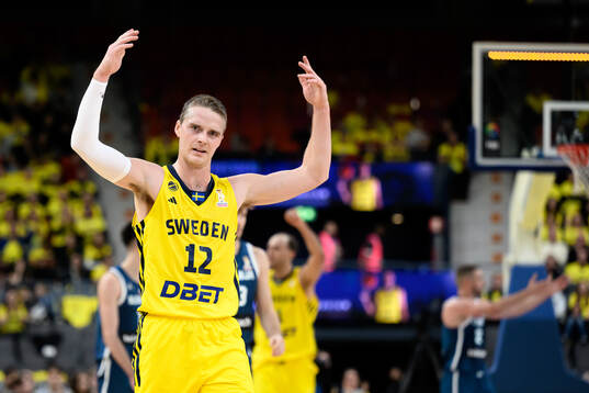 Ludvig Håkanson of Sweden reacts