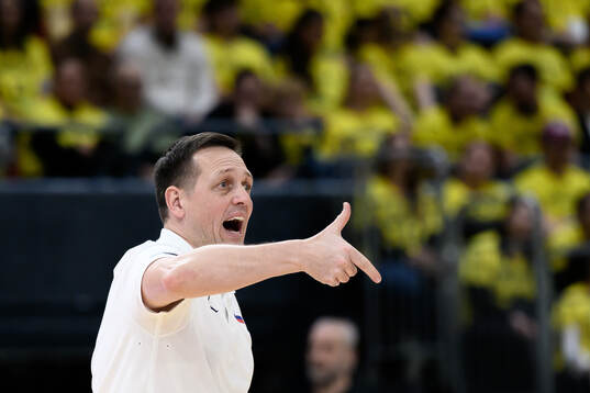 Head coach Aleksander Sekulic of Slovenia