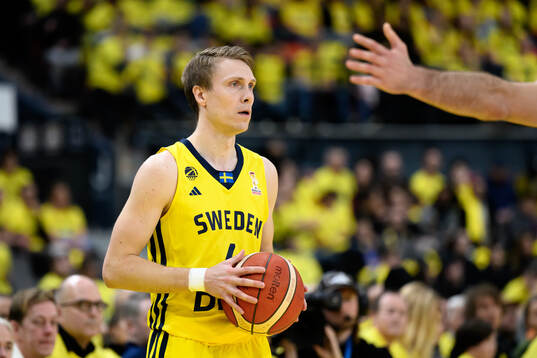 Tobias Borg of Sweden