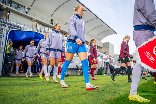 Goalkeeper Selma Panengstuen of Norway enters the pitch