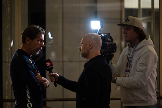 Head coach Tomas Axnér of the Swedish women's national