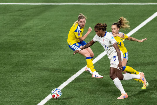 Linda Sembrant and Nathalie Björn of Sweden against Kelly