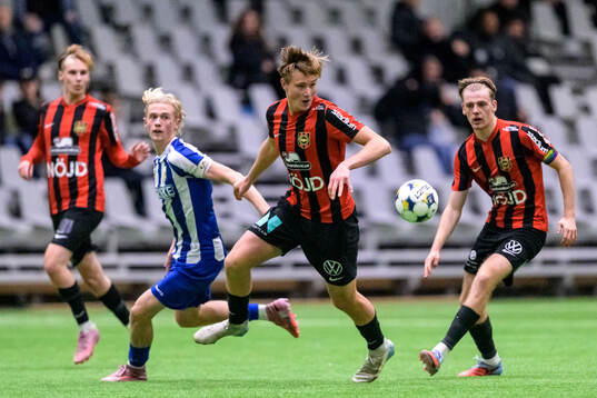 IFK Göteborgs Axel Sjöström Falk och Brommapojkarnas