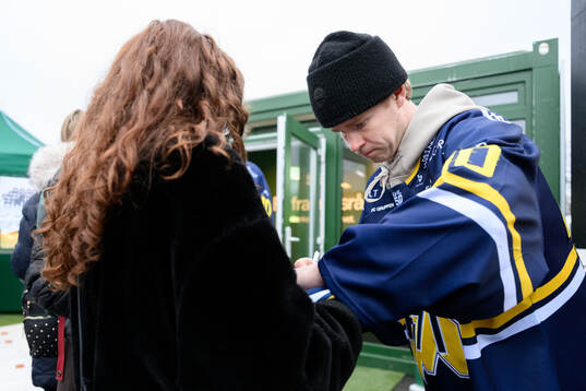 HV71s målvakt Lassi Lehtinen