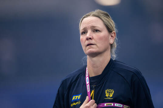 Assistant coach Johanna Wiberg of Sweden