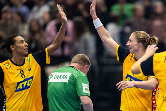 Jamina Roberts and Linn Blohm of Sweden