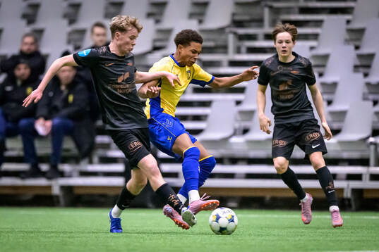 Branns Johan Austgulen och Bröndbys Anton Christiansen