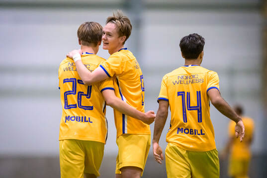 IFK Göteborgs Hugo Olsson jublar