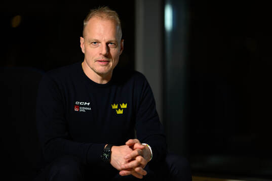 Head coach Magnus Hävelid poses for a portrait
