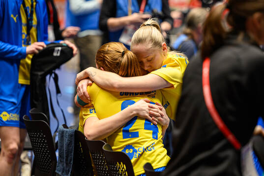 In this handout photo from the International Floorball